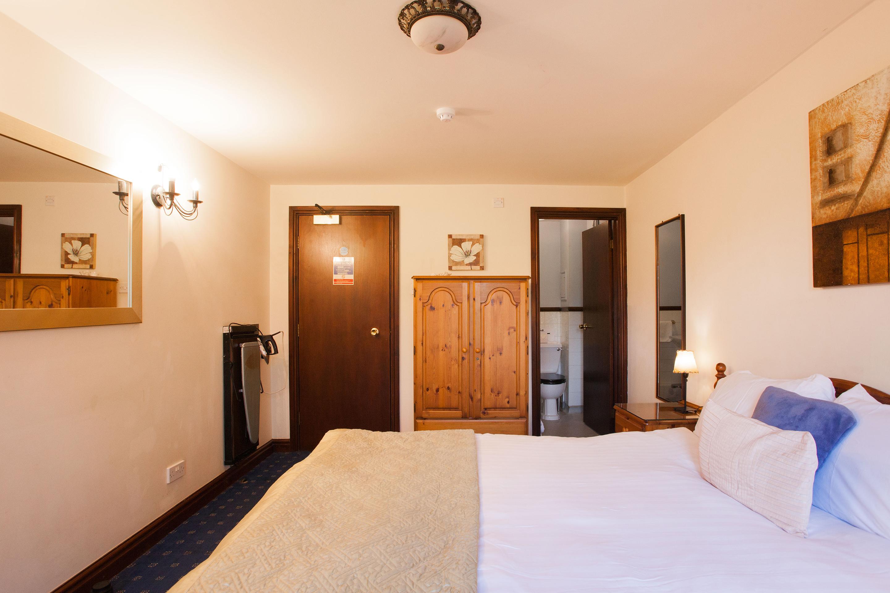 Oyo Ye Olde Bowling Green Inn (Adults Only) Bradwell  المظهر الخارجي الصورة